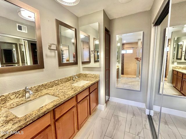 10449 N 9TH Street, Phoenix, AZ 85020