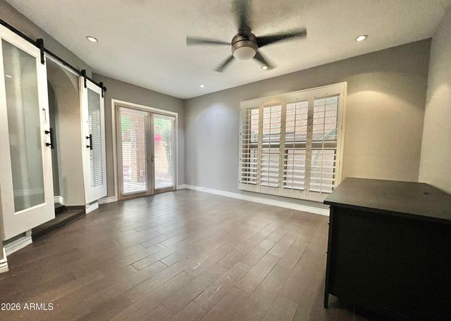 10449 N 9TH Street, Phoenix, AZ 85020