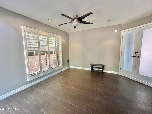 10449 N 9TH Street, Phoenix, AZ 85020