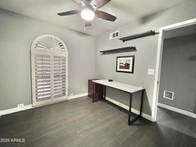 10449 N 9TH Street, Phoenix, AZ 85020