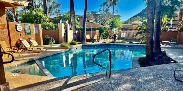 10449 N 9TH Street, Phoenix, AZ 85020