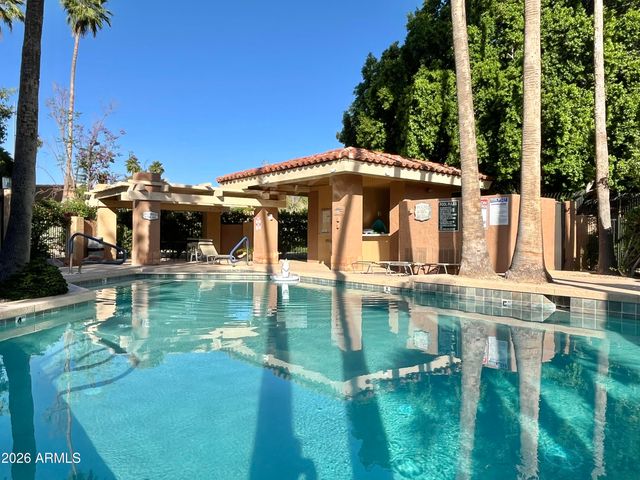 10449 N 9TH Street, Phoenix, AZ 85020