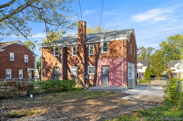 10842-38 Nottingham Road, Detroit, MI 48224