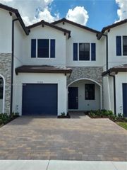 13316 SW 232nd Ter 13316, Homestead, FL 33032