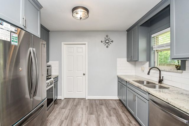 1607 Sylvester Road, Houston, TX 77009