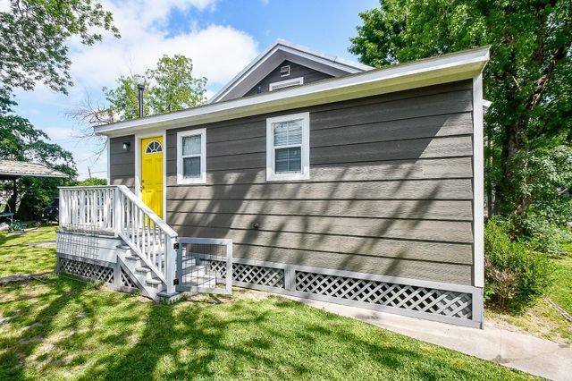 1607 Sylvester Road, Houston, TX 77009