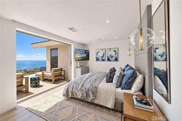 1238 Anacapa Way, Laguna Beach, CA 92651