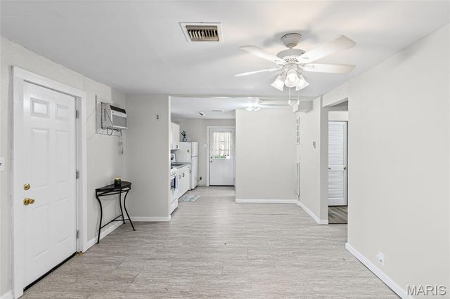 406 Southard Place, South Roxana, IL 62087