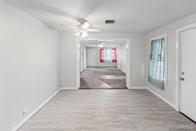 406 Southard Place, South Roxana, IL 62087