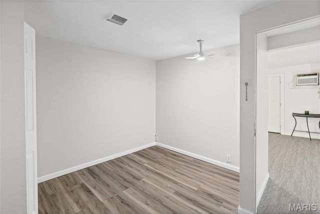 406 Southard Place, South Roxana, IL 62087
