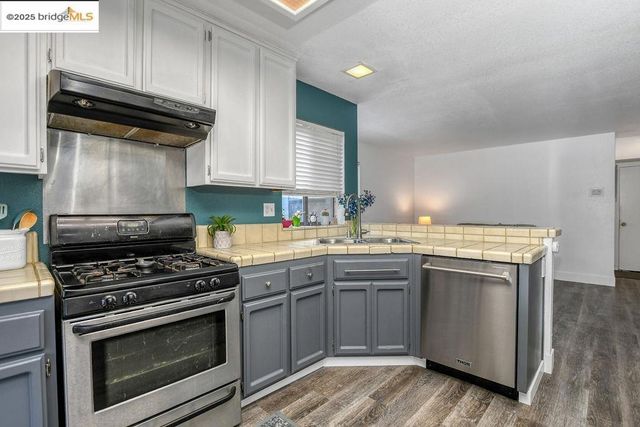 640 Mockingbird Ln, Oakley, CA 94561