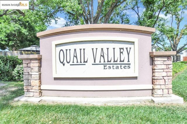 640 Mockingbird Ln, Oakley, CA 94561