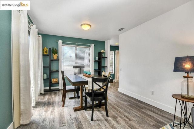 640 Mockingbird Ln, Oakley, CA 94561