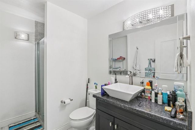 5801 Thunderbird ST A-11, Lago Vista, TX 78645