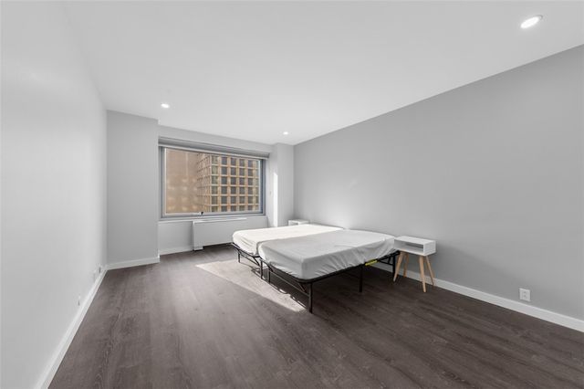 320 Fort Duquesne 8N, Downtown Pgh, PA 15222
