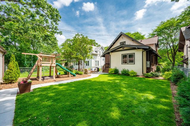 2100 31st Avenue S, Minneapolis, MN 55406