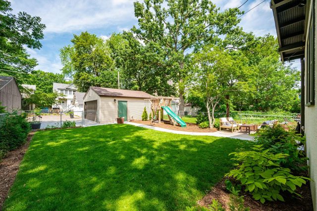 2100 31st Avenue S, Minneapolis, MN 55406
