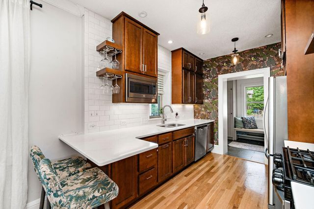 2100 31st Avenue S, Minneapolis, MN 55406
