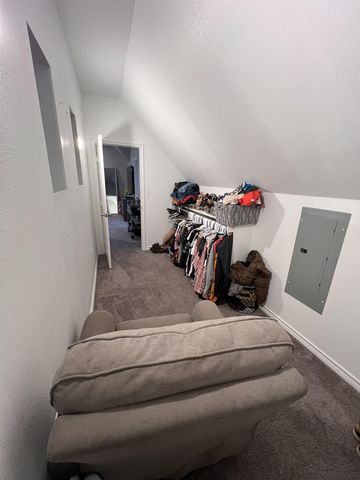 206 Hurley Ave, Gladewater, TX 75647