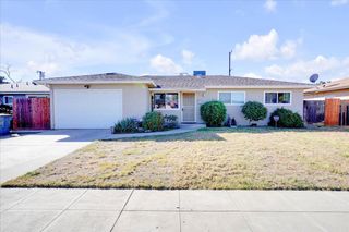 5060 Weathermaker Avenue, Fresno, CA 93727