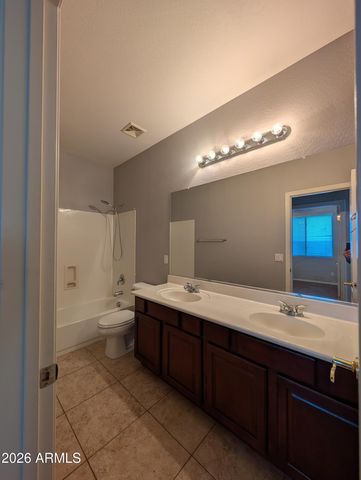 337 W SWAN Drive, Chandler, AZ 85286