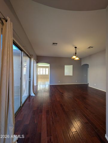 337 W SWAN Drive, Chandler, AZ 85286