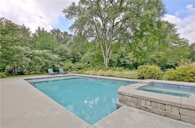 1827 Highway 92 S, Fayetteville, GA 30215