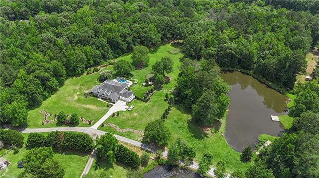 1827 Highway 92 S, Fayetteville, GA 30215
