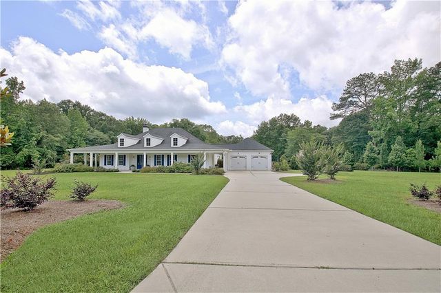 1827 Highway 92 S, Fayetteville, GA 30215