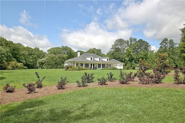 1827 Highway 92 S, Fayetteville, GA 30215