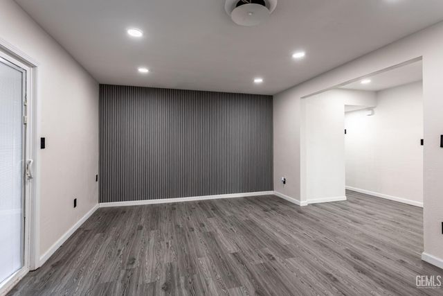 1112 San Vicente Drive, Bakersfield, CA 93307