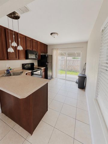2266 RAEFORD ROAD A6, Orlando, FL 32806
