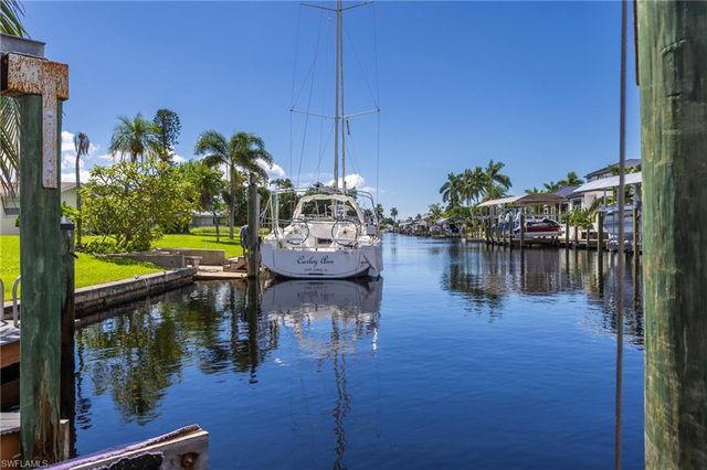 5310 Cocoa CT, Cape Coral, FL 33904