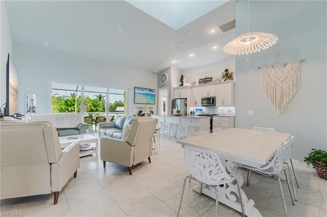5310 Cocoa CT, Cape Coral, FL 33904