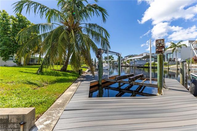 5310 Cocoa CT, Cape Coral, FL 33904