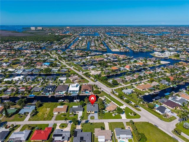 5310 Cocoa CT, Cape Coral, FL 33904