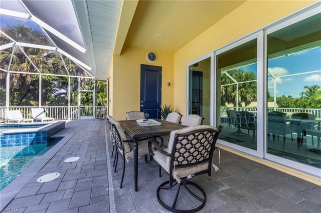 5310 Cocoa CT, Cape Coral, FL 33904