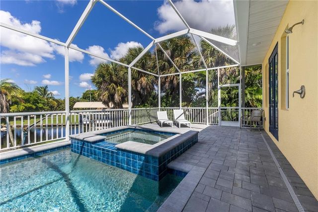 5310 Cocoa CT, Cape Coral, FL 33904