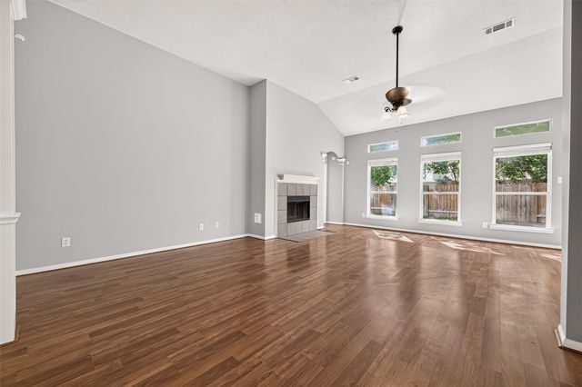 127 Oxford Court, Richmond, TX 77469