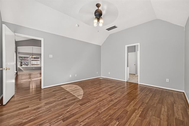 127 Oxford Court, Richmond, TX 77469