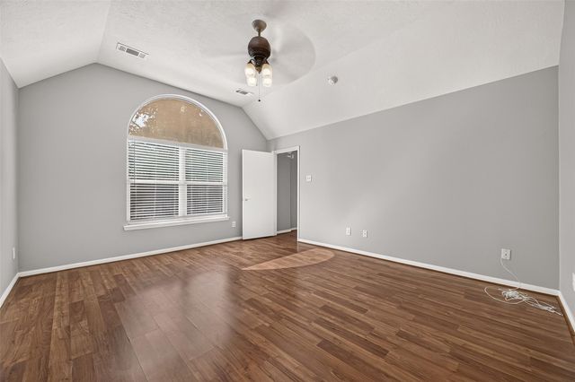 127 Oxford Court, Richmond, TX 77469