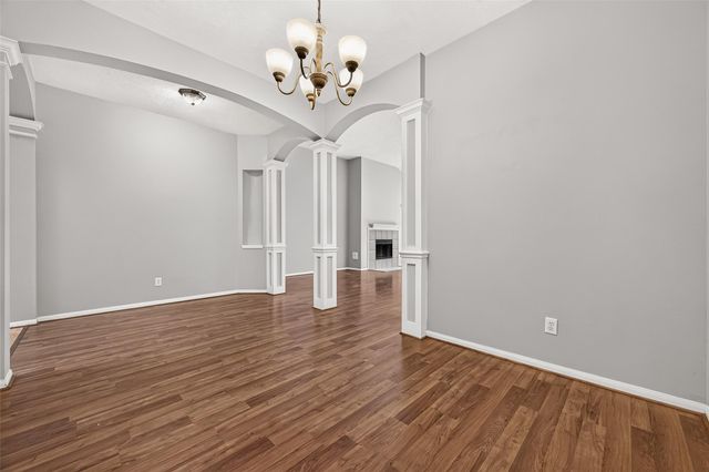 127 Oxford Court, Richmond, TX 77469