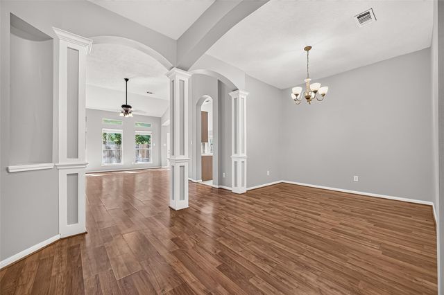 127 Oxford Court, Richmond, TX 77469