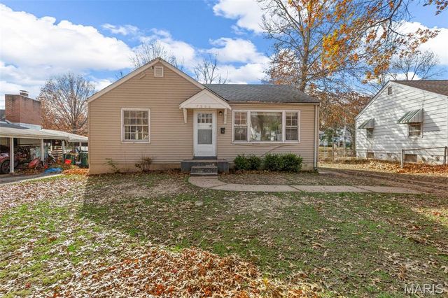 7806 Underhill Drive, St Louis, MO 63133