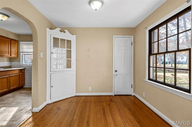 7806 Underhill Drive, St Louis, MO 63133