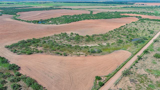 159 Kissinger & Turkey Creek, Seymour, TX 76380