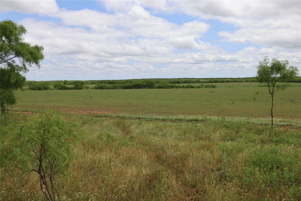 159 Kissinger & Turkey Creek, Seymour, TX 76380