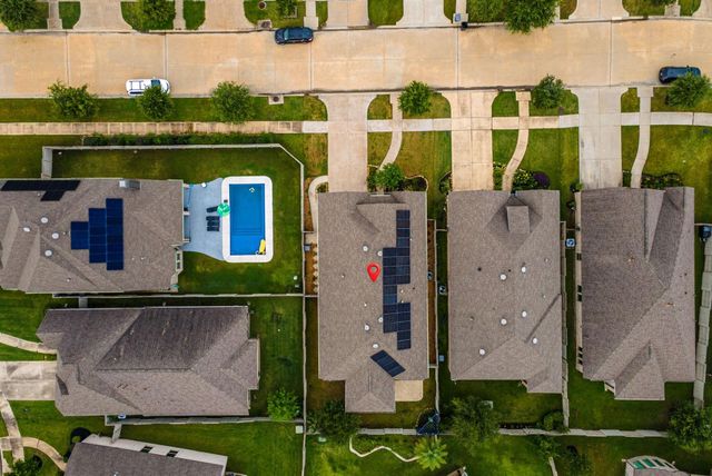 2116 Blackhawk Ridge Lane, Manvel, TX 77578