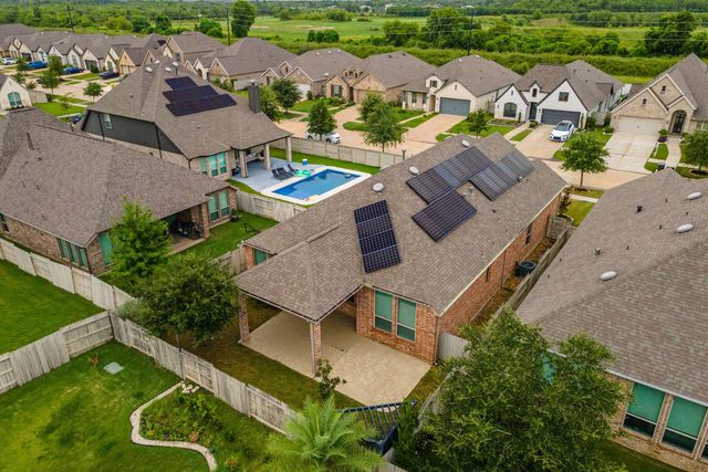 2116 Blackhawk Ridge Lane, Manvel, TX 77578