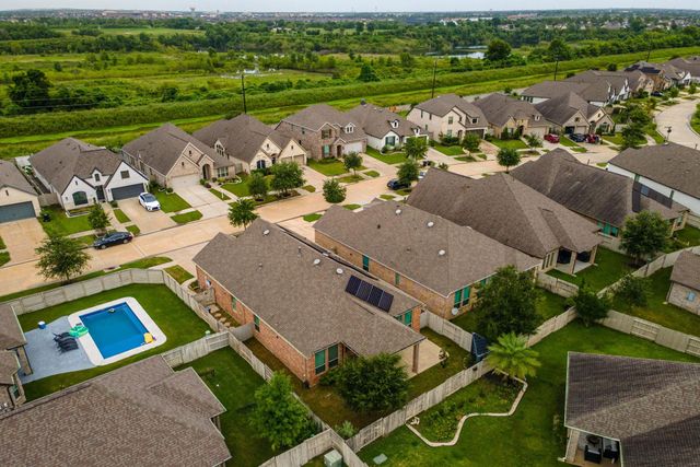 2116 Blackhawk Ridge Lane, Manvel, TX 77578